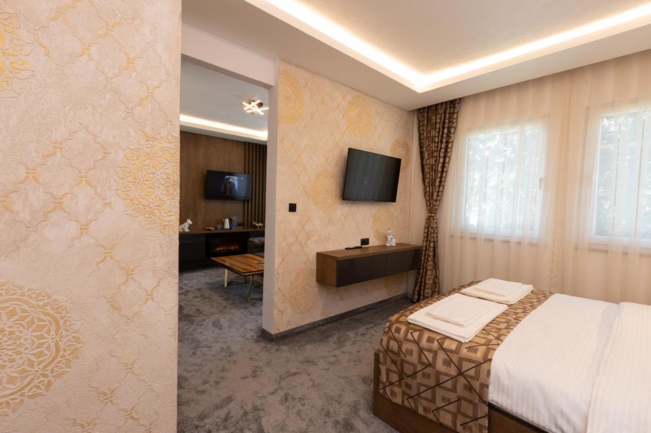 Hotel M Star نوفي بازار المظهر الخارجي الصورة
