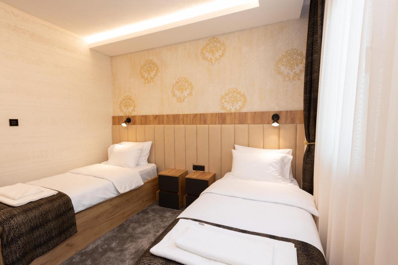 Hotel M Star نوفي بازار المظهر الخارجي الصورة