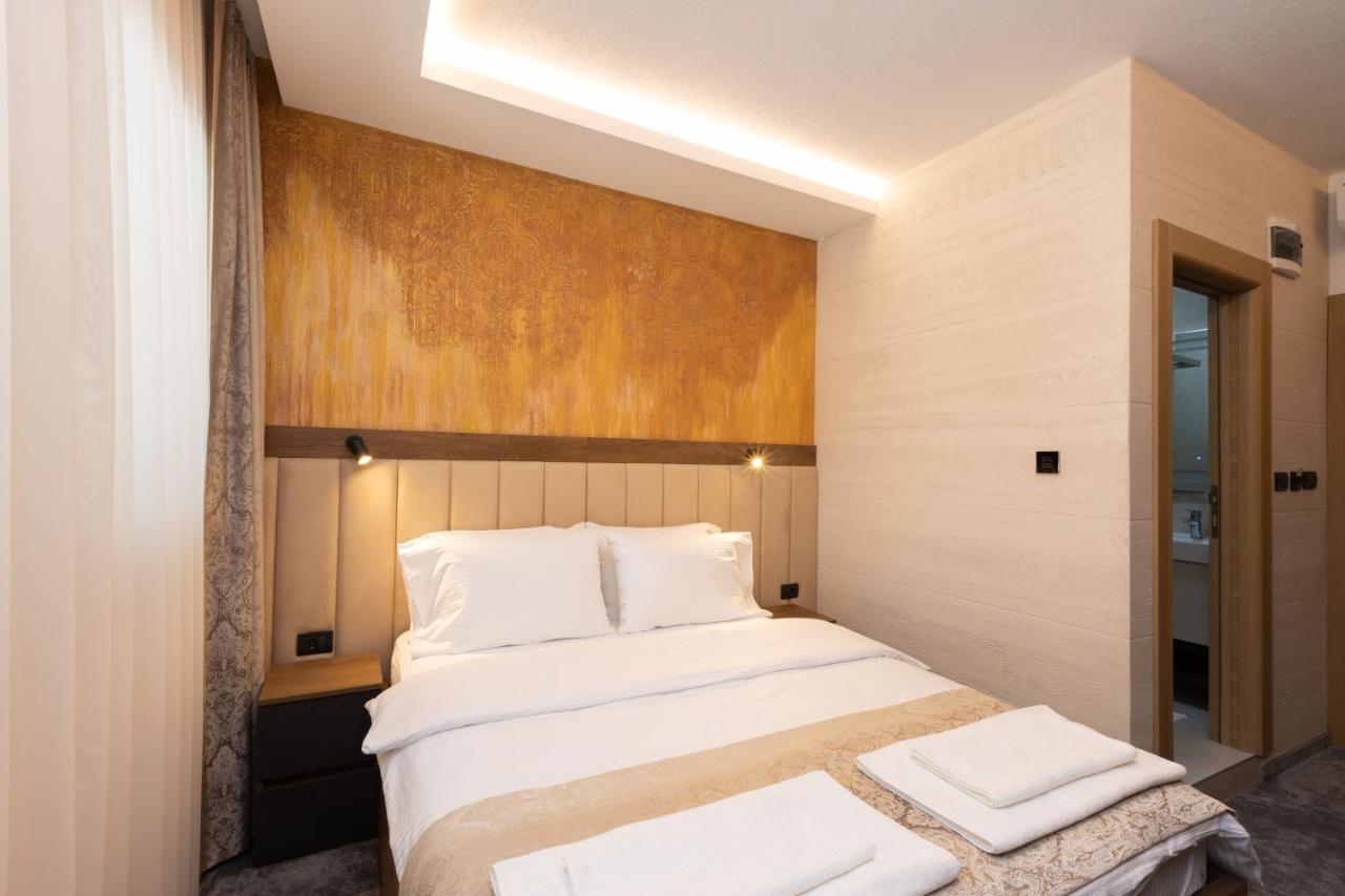 Hotel M Star نوفي بازار المظهر الخارجي الصورة