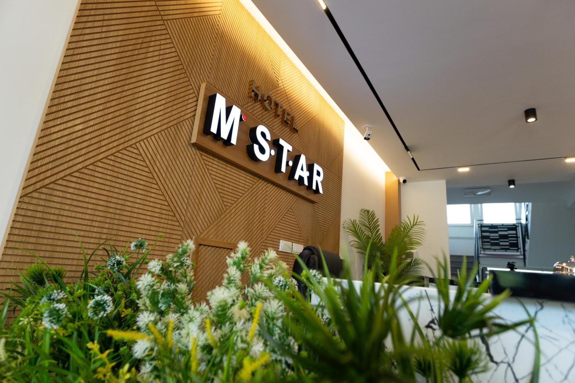 Hotel M Star نوفي بازار المظهر الخارجي الصورة
