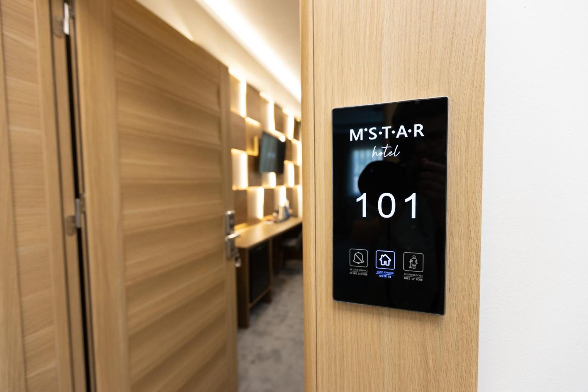 Hotel M Star نوفي بازار المظهر الخارجي الصورة